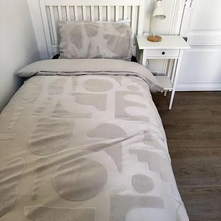 Large Quiet Whole House Near Historic Centre Βίλα *