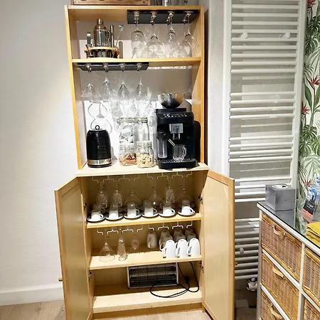 Βίλα Large Quiet Whole House Near Historic Centre *